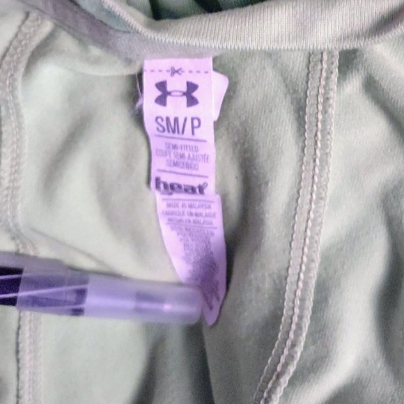 Under Armour HeatGear Womens Top Size Small Neon Yellow  Semi Fitted - Picture 5 of 6